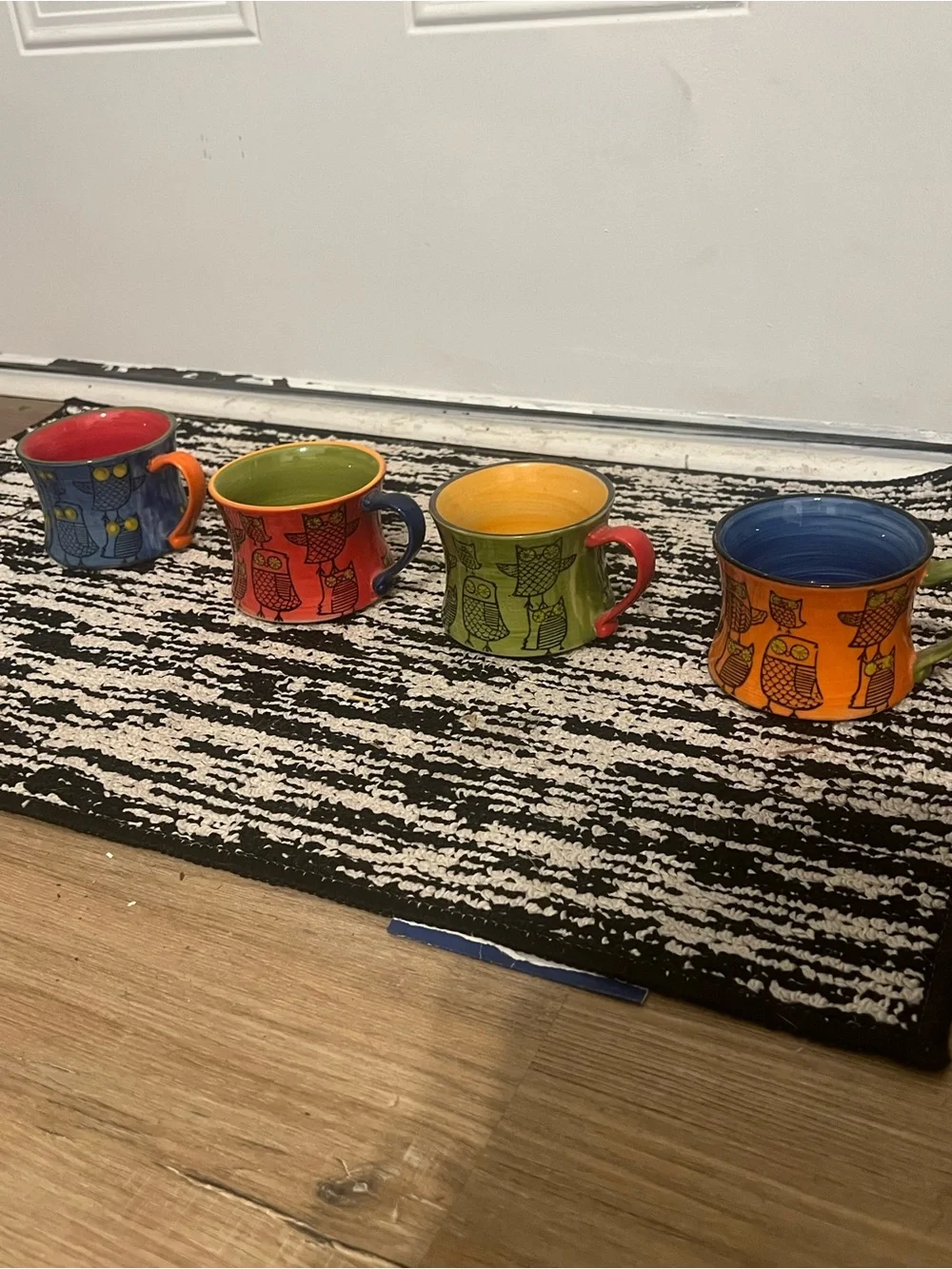 Pier 1 Stacked Owl Mugs Set in Green, Red, Blue, Orange